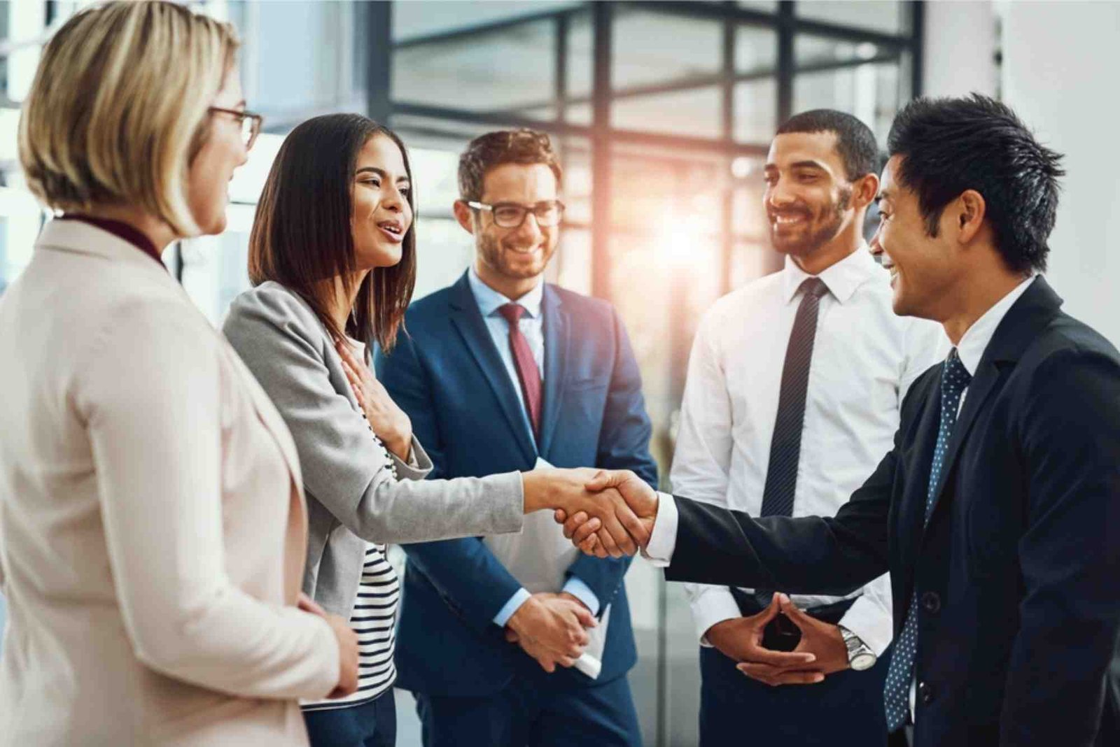 Top Benefits of Business Communication Tools